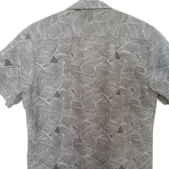 Molokai Surf Shirt Men Medium Short Sleeve Collar Button Up Green Leaf NWOT - Picture 7 of 10